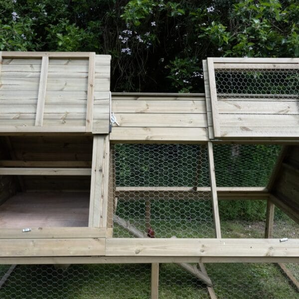 Large Raised Chicken Coop - Image 11